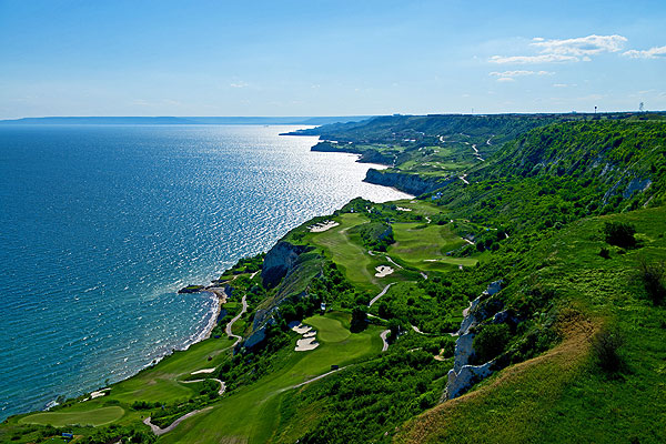 thracian-cliffs-golf
